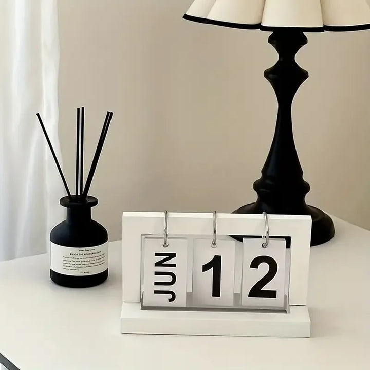 Office Decoration Wooden Calendar