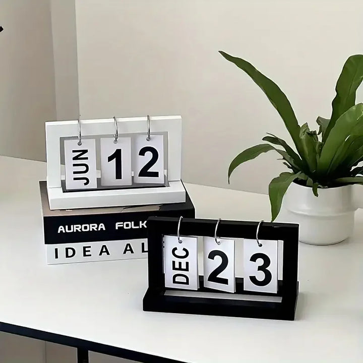 Office Decoration Wooden Calendar